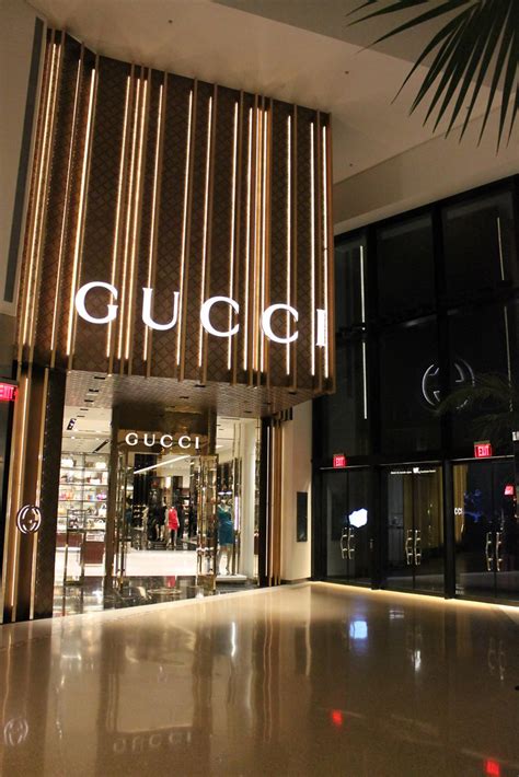 gucci shops las vegas|gucci outlet vegas.